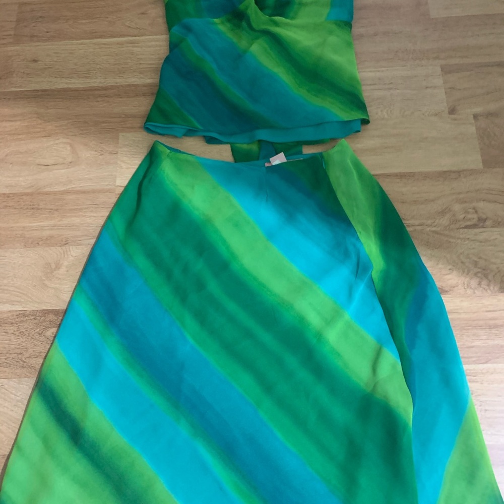 Beautiful vintage set skirt size10 top size 12 - Picture 1 of 15